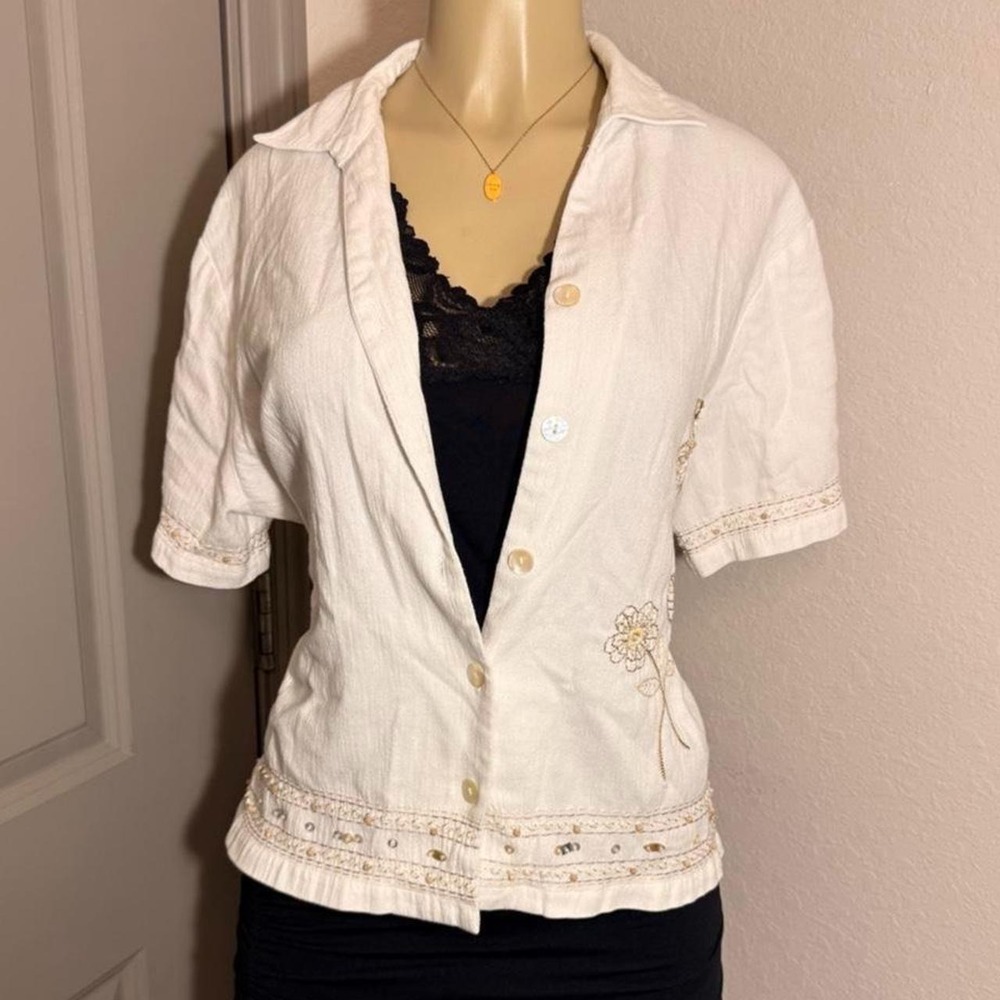 Alfred Dunner button up blouse with gold floral embroidery